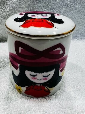 Monet - Cute Girl Illustration Ceramic Trinket Jar - White, Black, Red, Pink